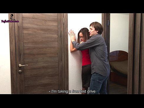 ❤️ Inmobiliario sexyak sentsualki kolpatzen du bere pussy eta izorratzen du bere apartamentua saltzen duen bitartean - Krempai Pornografia %eu.yespornpics-com.ruan ☑